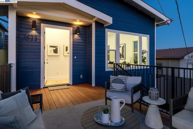 4822 Gordon St, Oakland, CA 94601