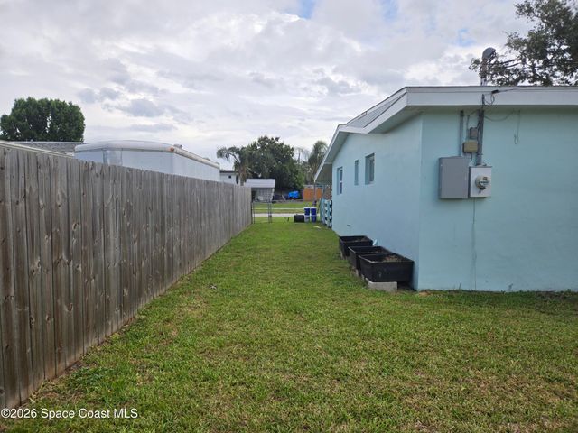1796 Pontiac Circle N, Melbourne, FL 32935