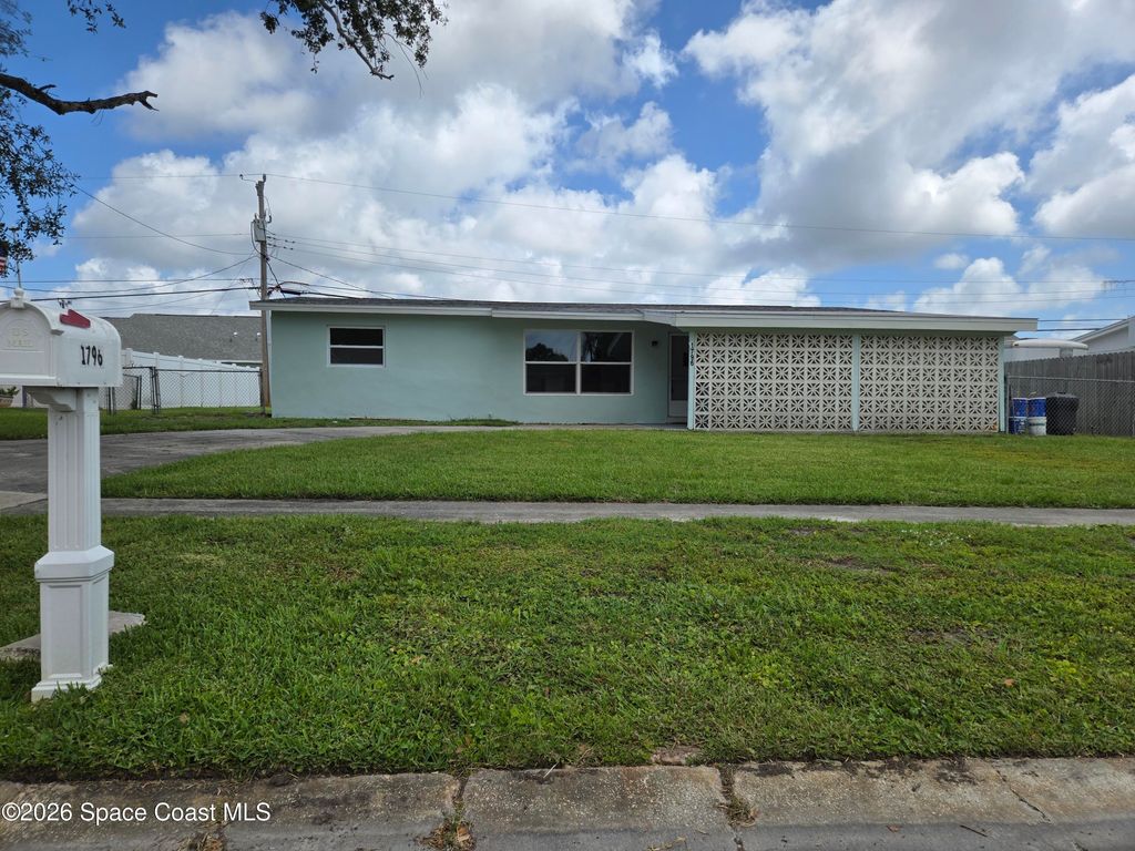 1796 Pontiac Circle N, Melbourne, FL 32935