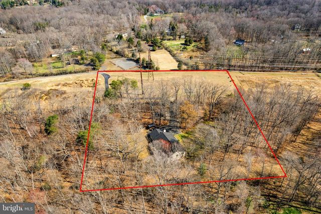 7427 MAPLE BRANCH RD, Clifton, VA 20124