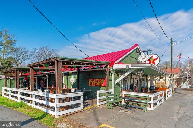 7427 MAPLE BRANCH RD, Clifton, VA 20124