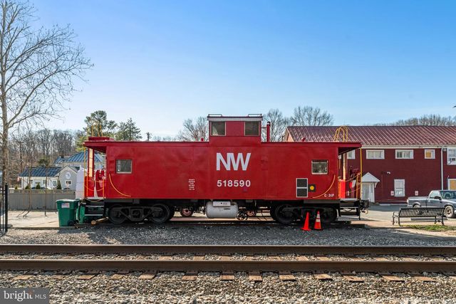 7427 MAPLE BRANCH RD, Clifton, VA 20124