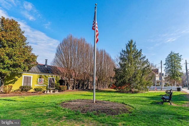 7427 MAPLE BRANCH RD, Clifton, VA 20124