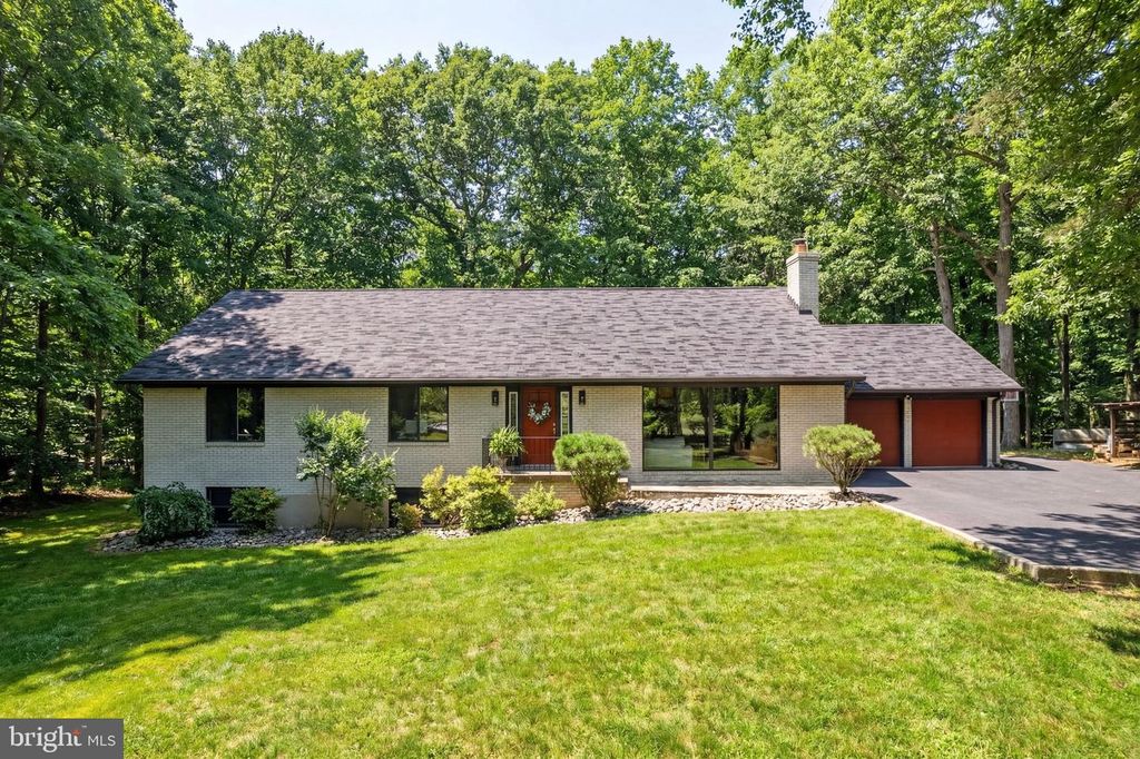 7427 MAPLE BRANCH RD, Clifton, VA 20124