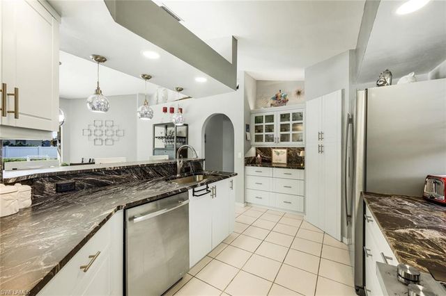 5018 SW 20th PL, Cape Coral, FL 33914