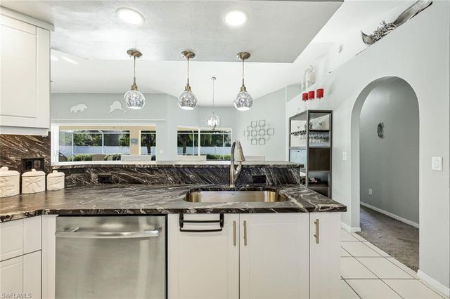 5018 SW 20th PL, Cape Coral, FL 33914