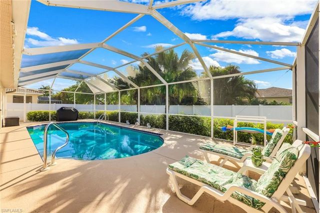 5018 SW 20th PL, Cape Coral, FL 33914