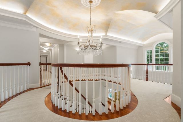 5 Hamlins Crossing, Dover, MA 02030