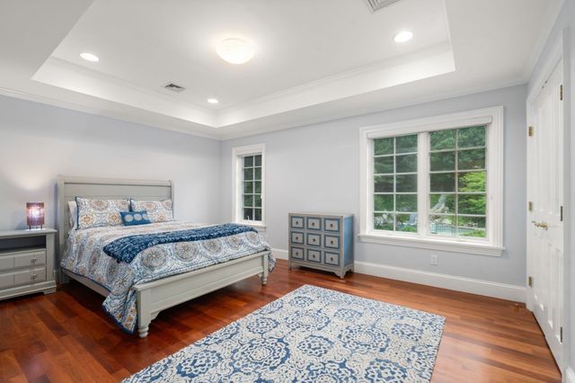 5 Hamlins Crossing, Dover, MA 02030
