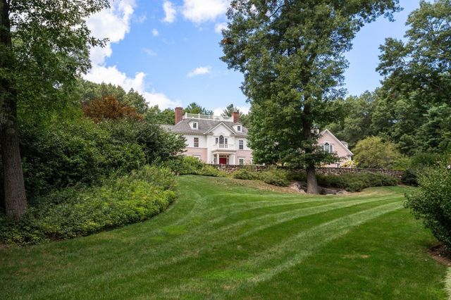 5 Hamlins Crossing, Dover, MA 02030