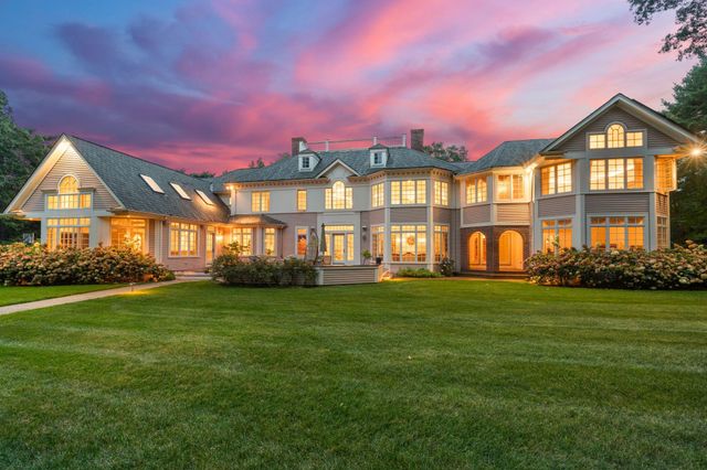 5 Hamlins Crossing, Dover, MA 02030