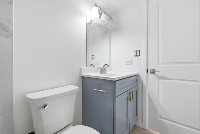 4180 Williamsburg Court 301, Glenview, IL 60025