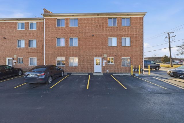 4180 Williamsburg Court 301, Glenview, IL 60025