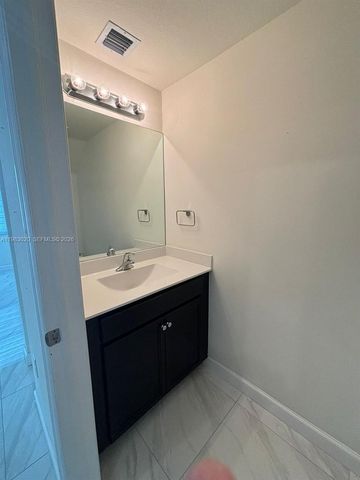 3337 W 105th Terrace, Hialeah, FL 33018