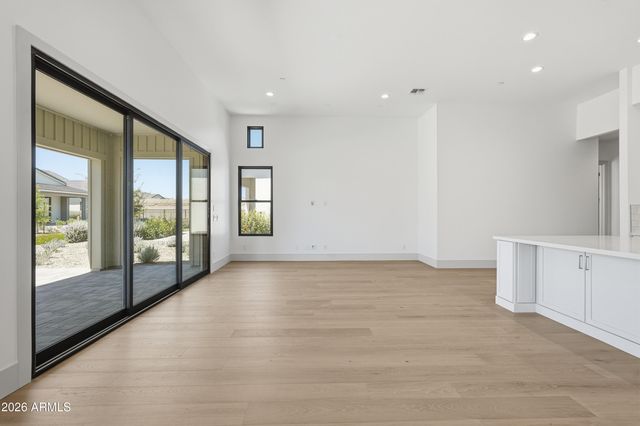2737 E DERRINGER Court, Gilbert, AZ 85297
