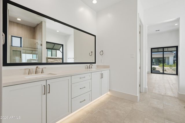 2737 E DERRINGER Court, Gilbert, AZ 85297
