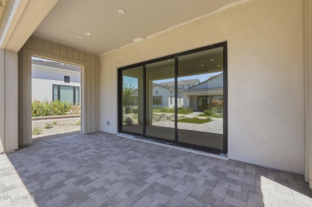 2737 E DERRINGER Court, Gilbert, AZ 85297