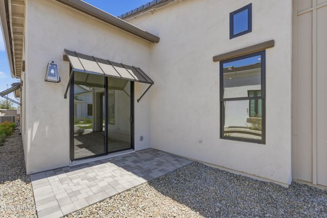 2737 E DERRINGER Court, Gilbert, AZ 85297