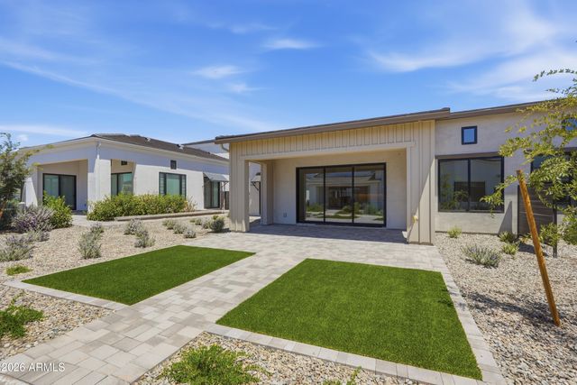 2737 E DERRINGER Court, Gilbert, AZ 85297
