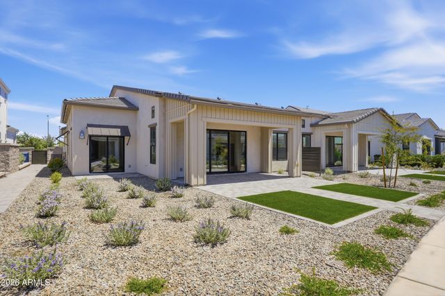 2737 E DERRINGER Court, Gilbert, AZ 85297