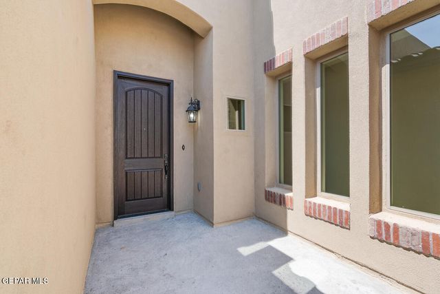 15044 Allegiance Avenue, El Paso, TX 79938