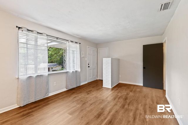 5417 Lusann Drive, Mobile, AL 36608
