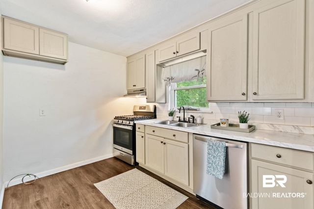 5417 Lusann Drive, Mobile, AL 36608