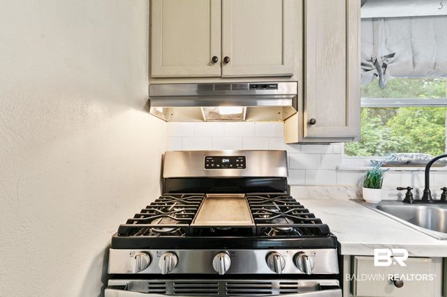 5417 Lusann Drive, Mobile, AL 36608