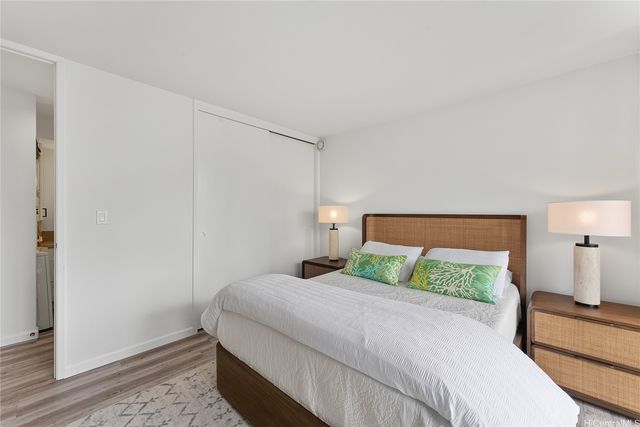 411 Hobron Lane 1805, Honolulu, HI 96815