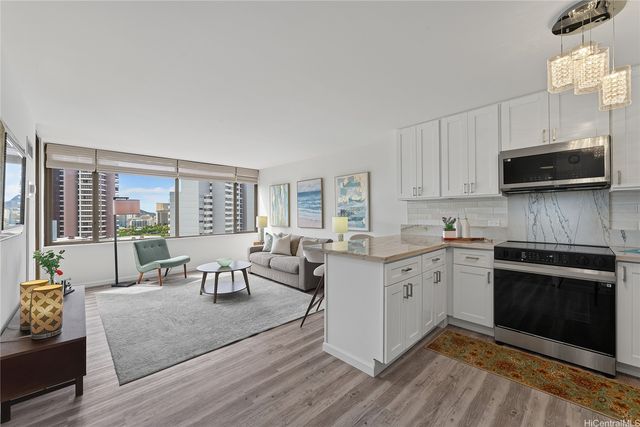 411 Hobron Lane 1805, Honolulu, HI 96815