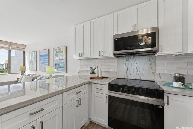 411 Hobron Lane 1805, Honolulu, HI 96815