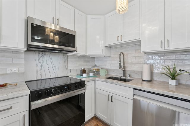 411 Hobron Lane 1805, Honolulu, HI 96815
