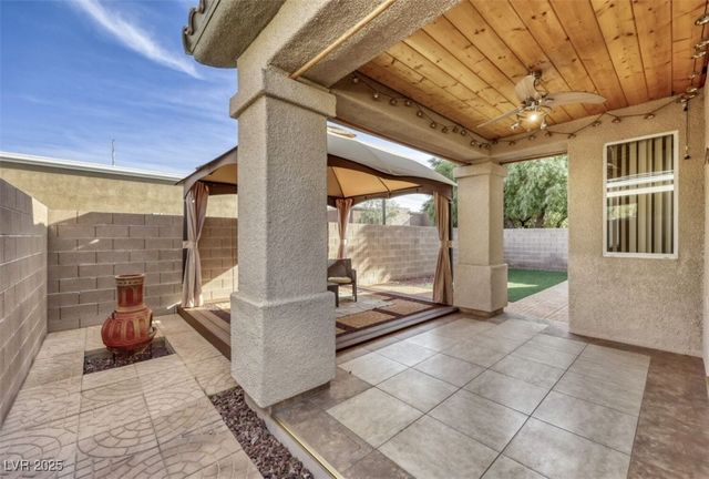 7930 Half Moon Point Drive, Las Vegas, NV 89113