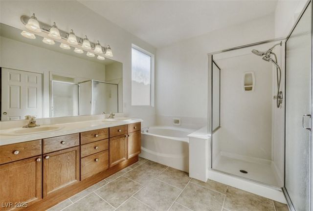 7930 Half Moon Point Drive, Las Vegas, NV 89113