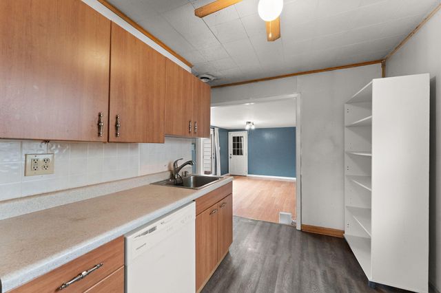 7628 Birch Avenue, Hammond, IN 46324