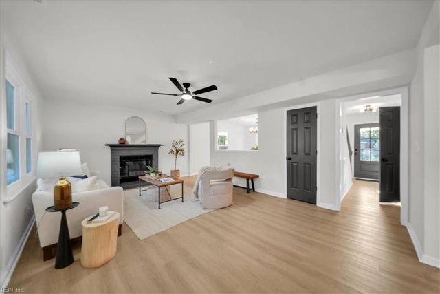 2516 Locust Grove LN, Virginia Beach, VA 23456