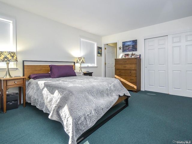 14 Hillcrest Street, Huntington, NY 11743