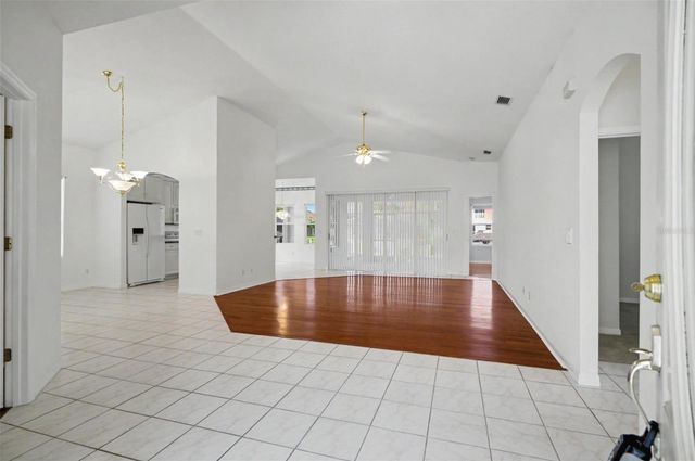 40 COLUMBIA LANE, Palm Coast, FL 32137