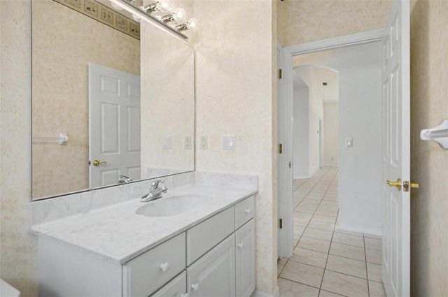 40 COLUMBIA LANE, Palm Coast, FL 32137