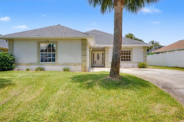 40 COLUMBIA LANE, Palm Coast, FL 32137