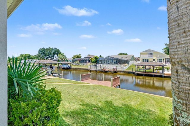 40 COLUMBIA LANE, Palm Coast, FL 32137