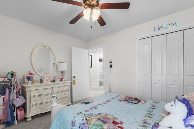 752 Cavalier Dr, Clarksville, TN 37040