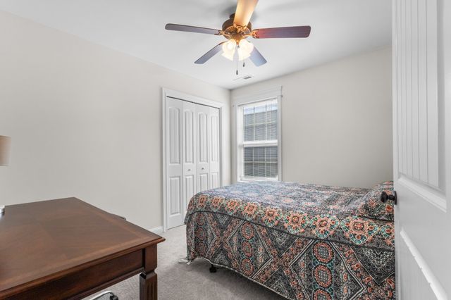 752 Cavalier Dr, Clarksville, TN 37040