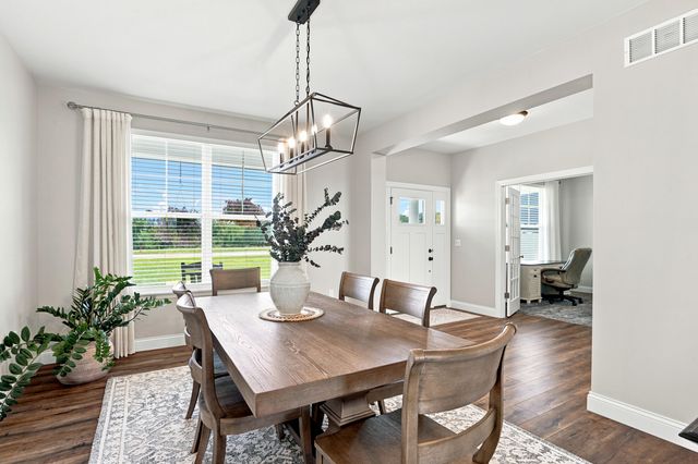 220 E MONACO CT, Columbia, MO 65203