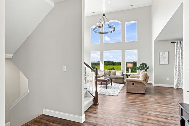 220 E MONACO CT, Columbia, MO 65203