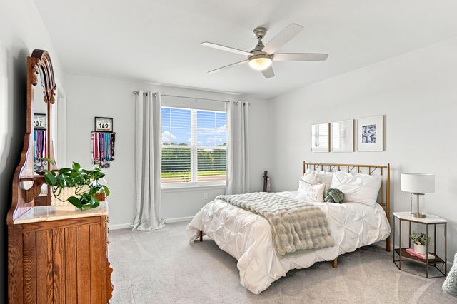 220 E MONACO CT, Columbia, MO 65203