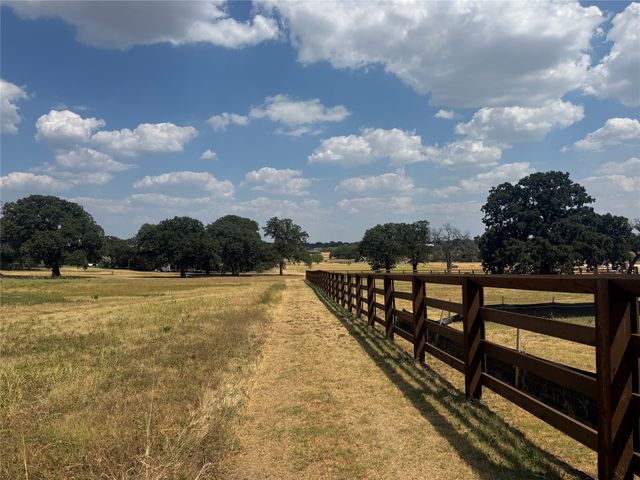 831 Porter Road, Bartonville, TX 76226