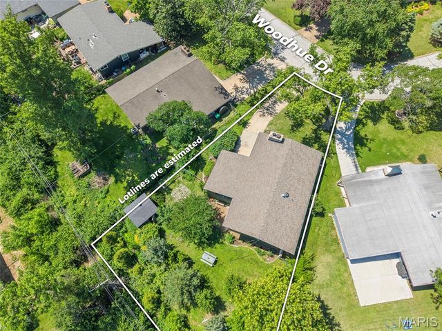 1432 Woodhue Drive, St Louis, MO 63126