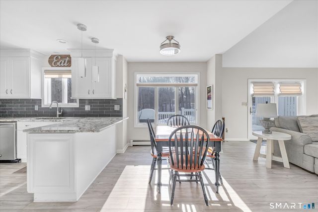 40 Vista Drive, Shelton, CT 06484