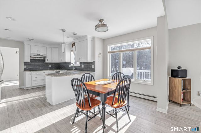 40 Vista Drive, Shelton, CT 06484